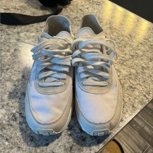 Women’s Nike size 7